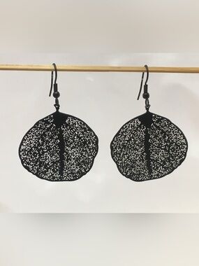 Black Filigree Leaf Drop Earrings